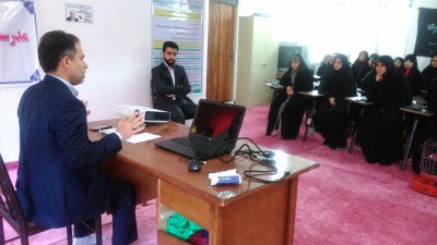 برگزاری کلاس بهداشت با حضور پزشک در مدرسه علمیه بابه همت معاونت فرهنگی